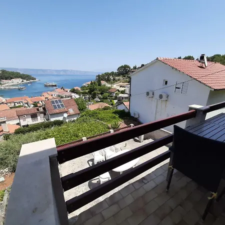 Spacious & Full Equipped * Jelsa (Hvar)